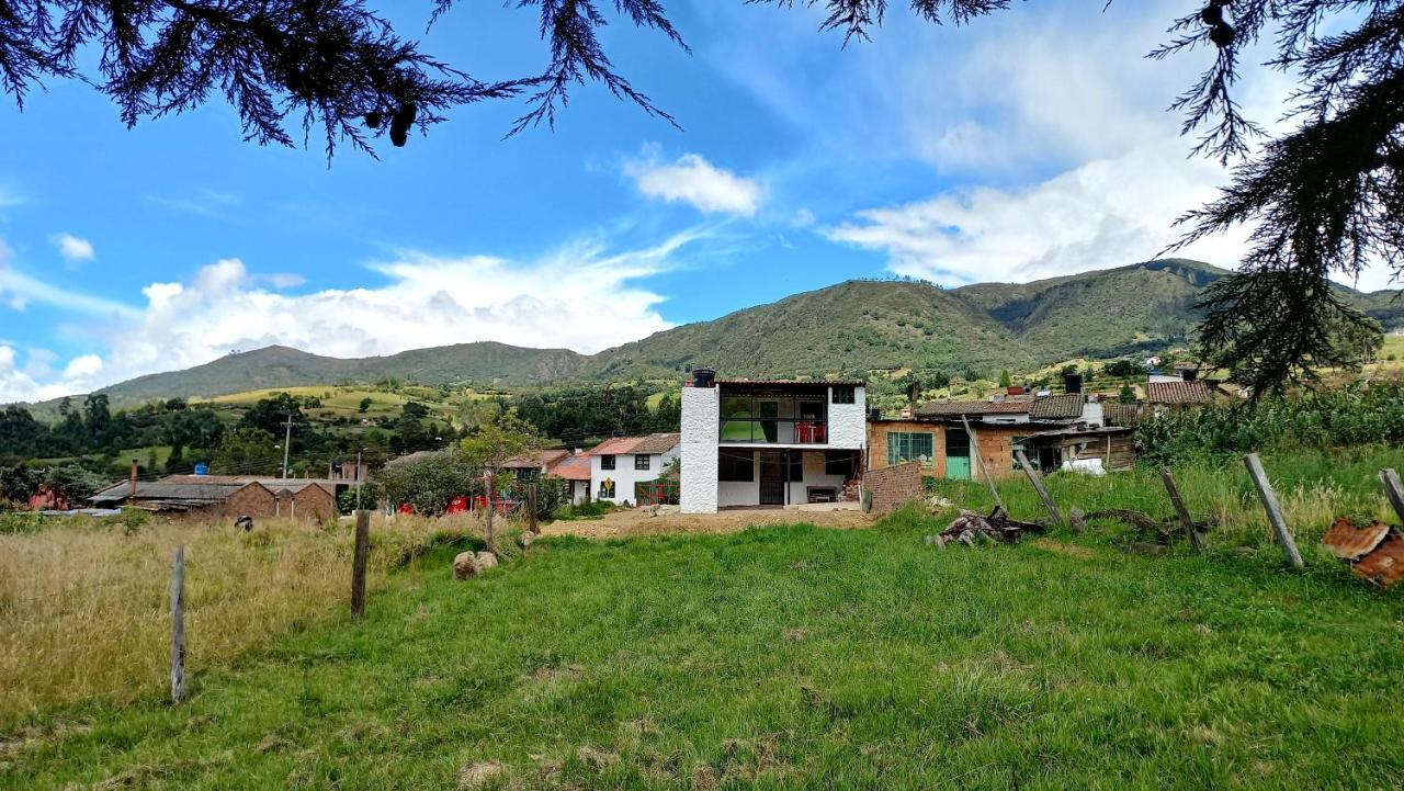 Hospedaje Y Camping Del Rio Monguí Esterno foto